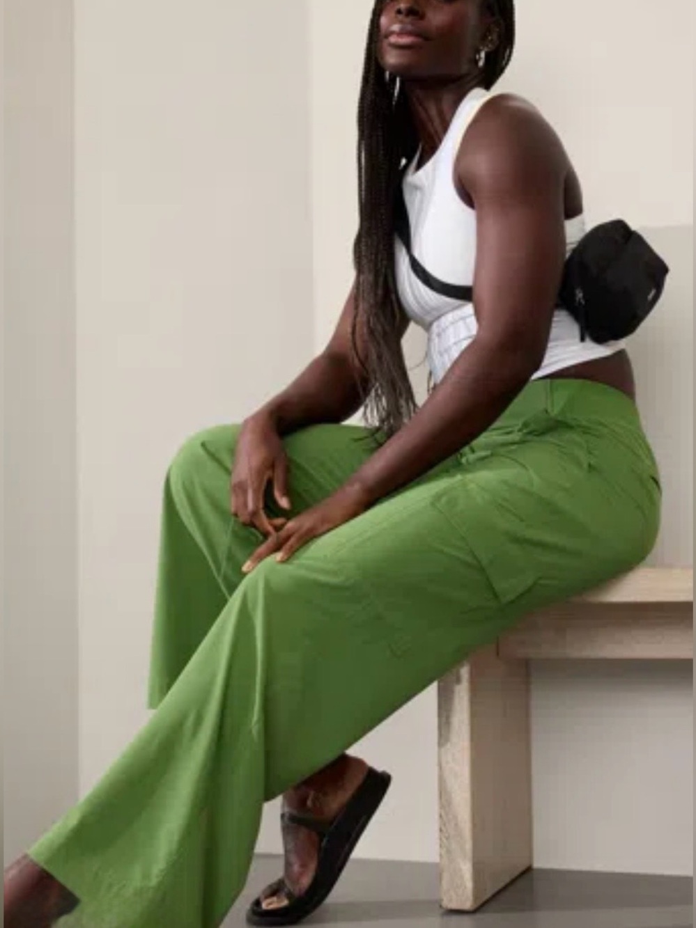 Athleta Brooklyn Heights High Rise Cargo Pant, Wide Leg, Baja Green; EUC, Sz. 8 - Picture 3 of 15